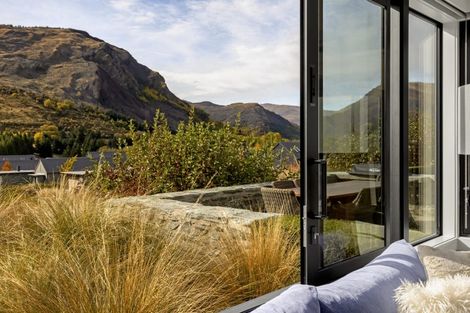 Photo of property in 4 Owen Marshall Lane, Arrowtown, 9371