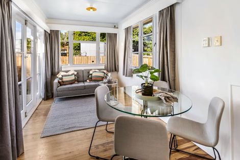 Photo of property in 102 Holland Road, Fairfield, Hamilton, 3214