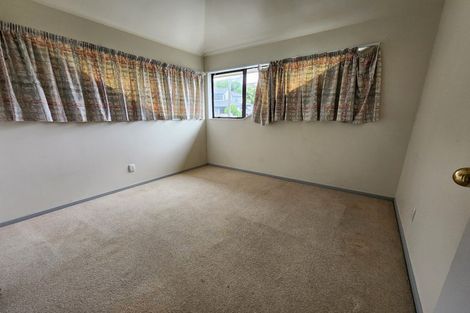Photo of property in 33 Halladale Road, Papakowhai, Porirua, 5024