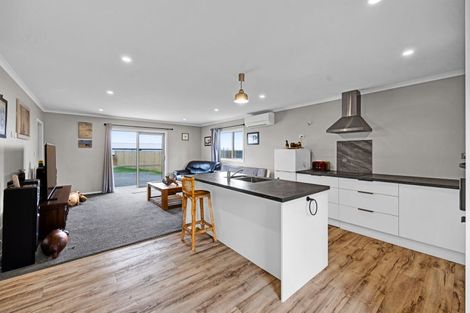 Photo of property in 34 Hickey Place, Opunake, 4616