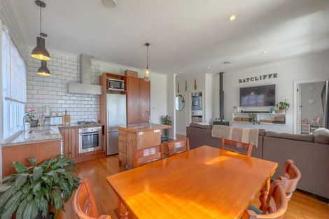 Photo of property in 19 Shakespeare Street, Te Aroha, 3320