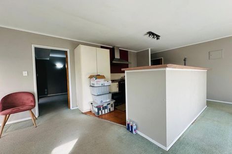 Photo of property in 78 Harmel Road, Glendene, Auckland, 0602
