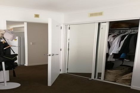 Photo of property in Terrace Heights Apartments, 10c/163 The Terrace, Wellington Central, Wellington, 6011