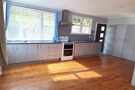 Photo of property in 10 John Street, Stokes Valley, Lower Hutt, 5019