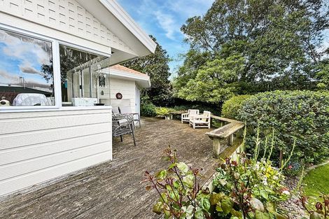Photo of property in 54 Dalfield Place, Highbury, Palmerston North, 4412