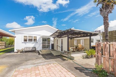 Photo of property in 24 Caffray Avenue, Aramoho, Whanganui, 4500