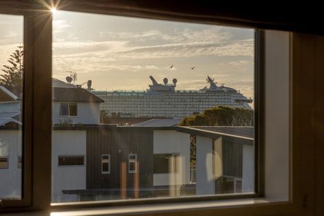 Photo of property in 25 Grove Avenue, Mount Maunganui, 3116