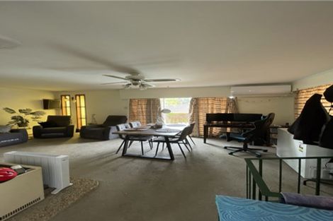 Photo of property in 16 Opal Avenue, Pakuranga, Auckland, 2010