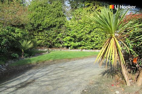 Photo of property in 16 Moore Street, Milton, 9220