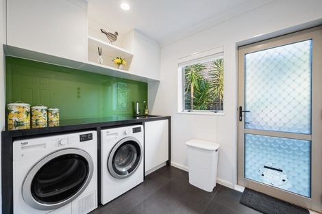 Photo of property in 15 Burnaston Court, Dannemora, Auckland, 2016