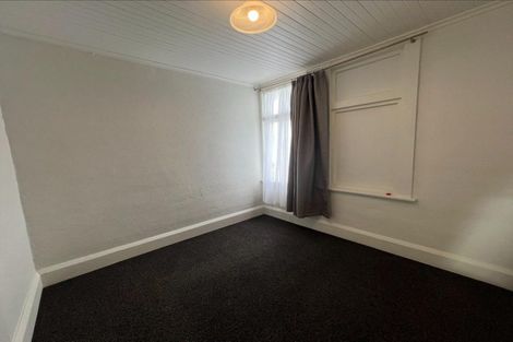 Photo of property in 33 Rangiora Street, Castlecliff, Whanganui, 4501