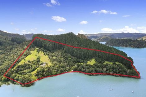 Photo of property in 225 Okura Bay Road, Totara North, Kaeo, 0479