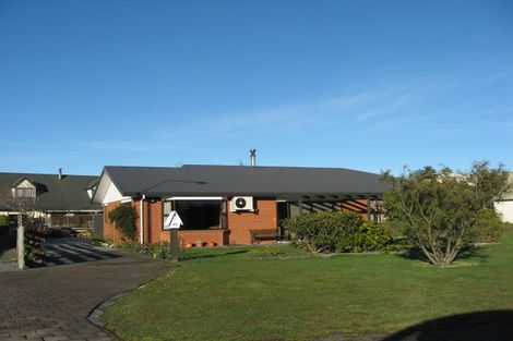 Photo of property in 35 Anne Street, Winton, 9720