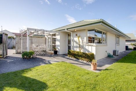 Photo of property in 405b Eastbourne Street East, Hastings, 4122