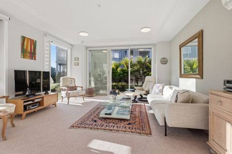 Photo of property in 122 Eaves Bush Parade, Orewa, 0931