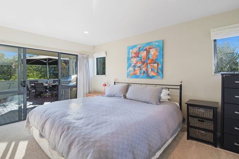 Photo of property in 33a Bronzewing Terrace, Unsworth Heights, Auckland, 0632