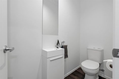 Photo of property in 2/58 Herbert Road, Queenwood, Hamilton, 3210