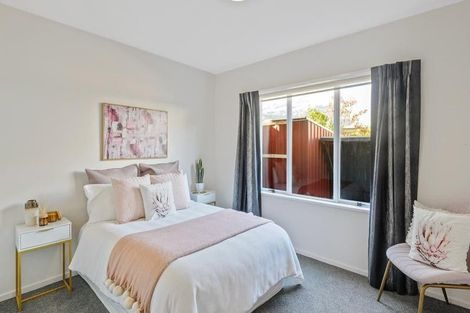 Photo of property in 16 Herbs Place, Cashmere, Christchurch, 8022