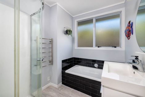 Photo of property in 7 Ash Grove Circle, Haruru, 0204