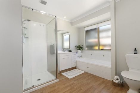 Photo of property in 7 Goodrich Close, Bethlehem, Tauranga, 3110