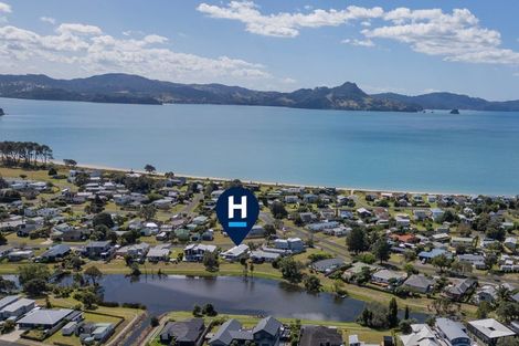 Photo of property in 10 Martin Place, Cooks Beach, Whitianga, 3591