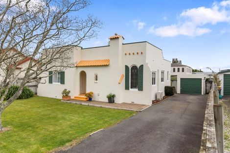 Photo of property in 15 Bell Street, Hamilton East, Hamilton, 3216