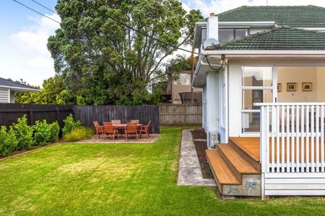 Photo of property in 1/25 Waipa Street, Birkenhead, Auckland, 0626
