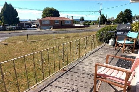 Photo of property in 2 Elliott Crescent, Owhata, Rotorua, 3010