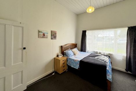Photo of property in 90 Victoria Avenue, Palmerston North, 4410