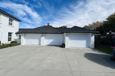 Photo of property in 12 Snowdon Road, Fendalton, Christchurch, 8052