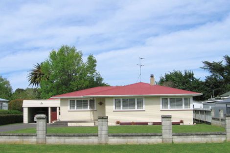 Photo of property in 92 Oak Street, Mangapapa, Gisborne, 4010