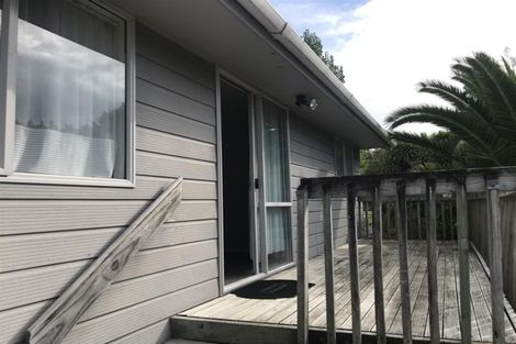 Photo of property in 42a Candia Road, Swanson, Auckland, 0614