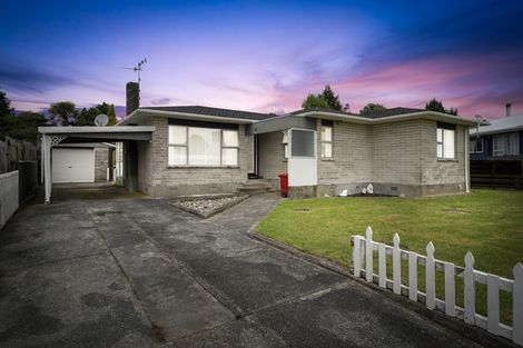 Photo of property in 37 Strathmore Avenue, Levin, 5510