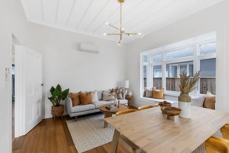 Photo of property in 11 Rosalie Terrace, Kelvin Grove, Palmerston North, 4414