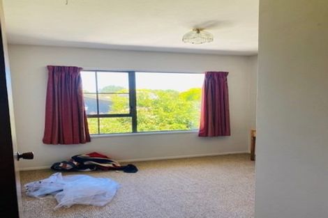 Photo of property in 16 Kennedys Bush Road, Halswell, Christchurch, 8025