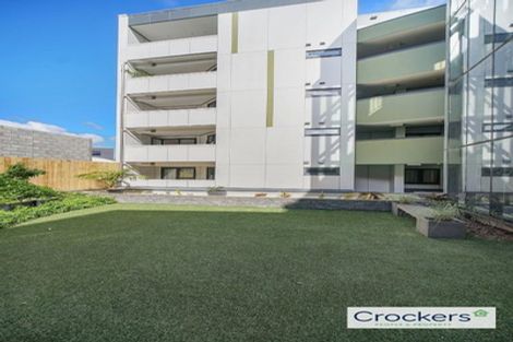 Photo of property in The Mews, 8/8 Basque Road, Eden Terrace, Auckland, 1021