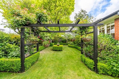 Photo of property in 423 Fergusson Drive, Heretaunga, Upper Hutt, 5018