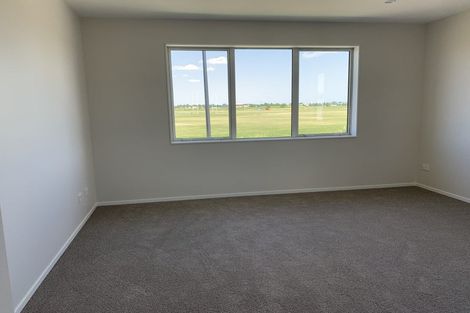 Photo of property in 2 Softwood Avenue, Takanini, 2110