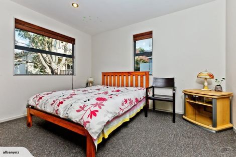 Photo of property in 26f Schnapper Rock Road, Schnapper Rock, Auckland, 0632