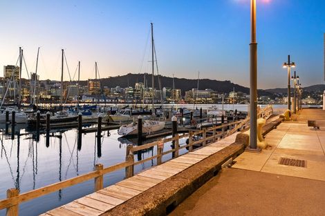 Photo of property in Clyde Quay Wharf, 3b/1 Clyde Quay Wharf, Te Aro, Wellington, 6011