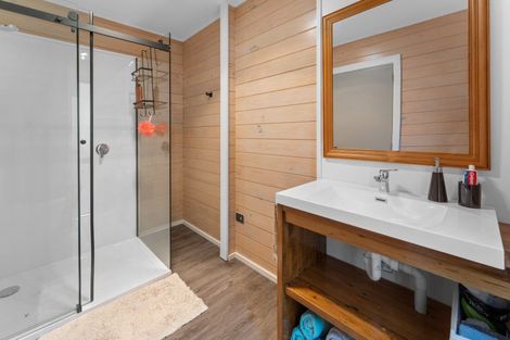 Photo of property in 127 Queen Charlotte Drive, Havelock, Picton, 7281