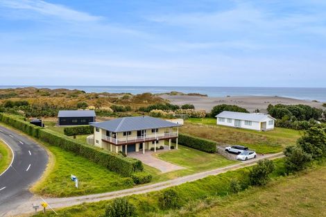 Photo of property in 204a Tai Road, Opunake, 4681