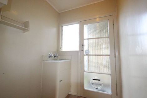 Photo of property in 135 College Street, Awapuni, Palmerston North, 4412