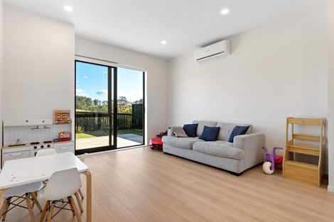 Photo of property in 63 Biokovo Street, Massey, Auckland, 0614