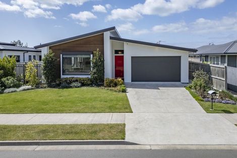 Photo of property in 52 Beachvale Drive, Kaiapoi, 7630