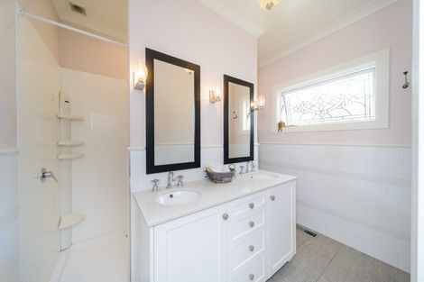 Photo of property in 3 Karaka Street, Hokowhitu, Palmerston North, 4410