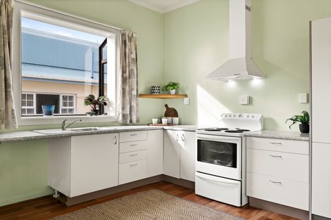 Photo of property in 40 Victoria Road, Saint Kilda, Dunedin, 9012