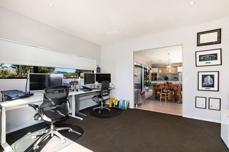 Photo of property in 11 Sumner Terrace, Aotea, Porirua, 5024