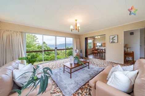 Photo of property in 47 Pekanga Road, Normandale, Lower Hutt, 5010