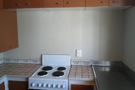 Photo of property in 25 Williamson Avenue, Belmont, Auckland, 0622